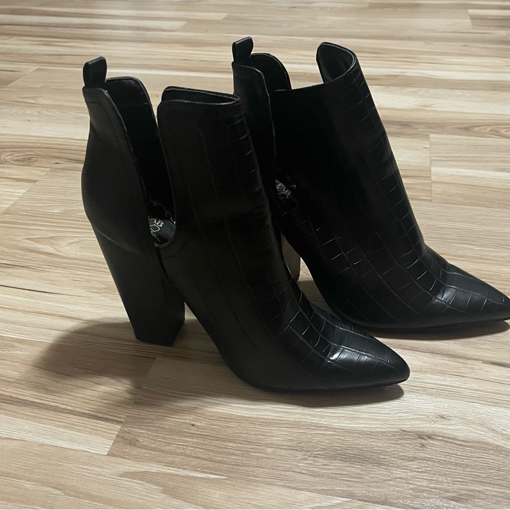 JustFab faux leather heel booties size 8
